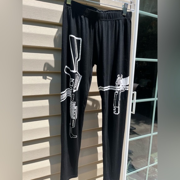 Machine Gun Leggings - Picture 2 of 7